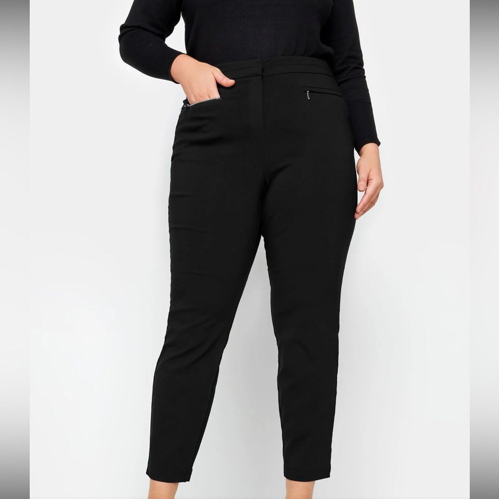 Evans UK Black NWT 24W Pants | 26” Inseam Short